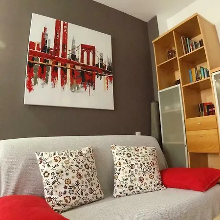 Апартаменты Lovely Few Meters From Las Canteras Beach Лас-Пальмас-де-Гран-Канария